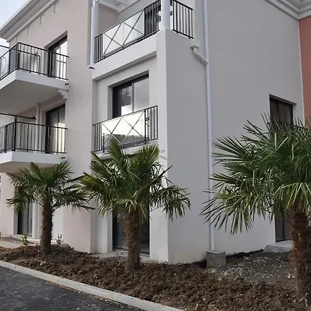 Adonis Ла-Боль-Эскублак