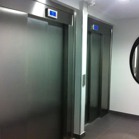 Adonis Апарт-отель Ла-Боль-Эскублак