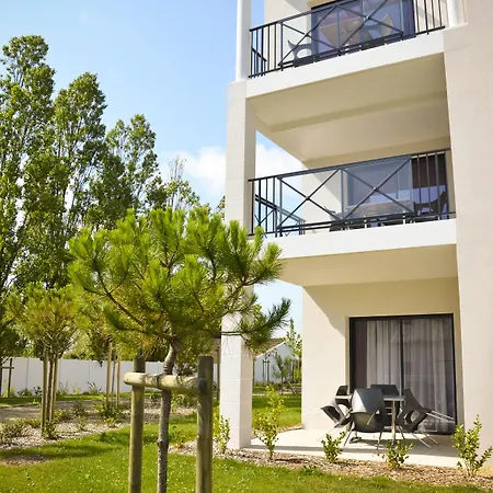 Adonis Апарт-отель 3*