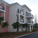 Apart-hotel Adonis