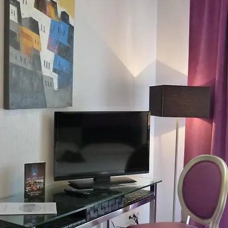 Aparthotel Adonis