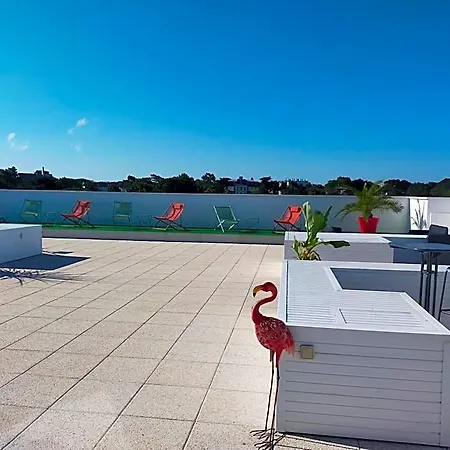 Aparthotel Adonis 3*