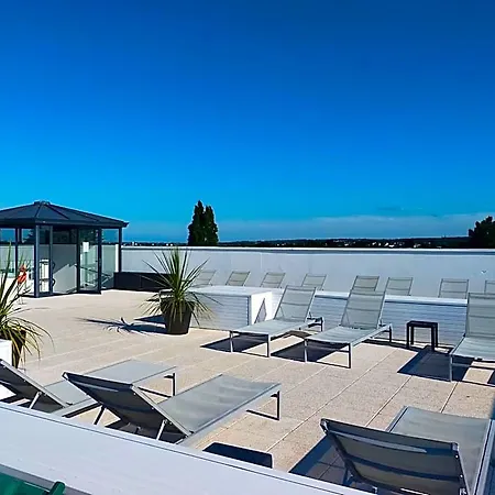 Aparthotel Adonis