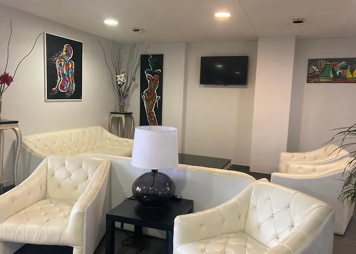 Appart hôtel Adonis 3*