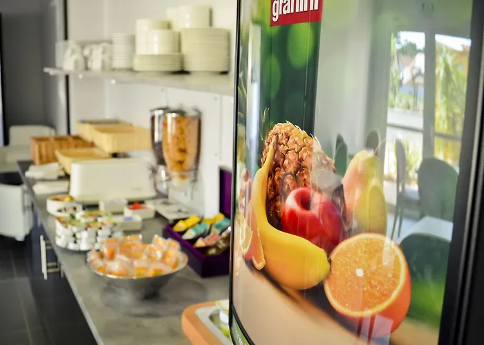 Apart Otel Adonis 3*